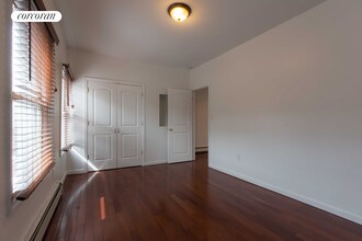 1036 Lorimer St in Brooklyn, NY - Building Photo - Building Photo