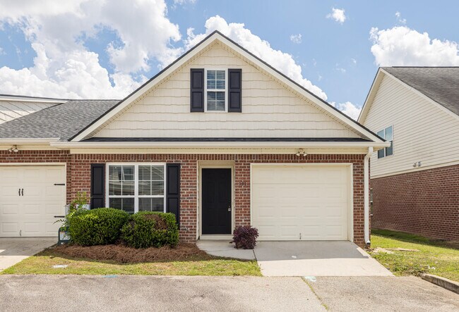 property at 131 Grove Landing Ct