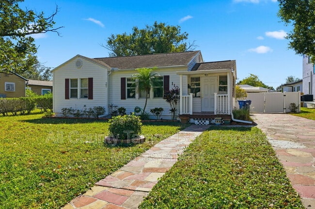 property at 1106 W Peninsular St