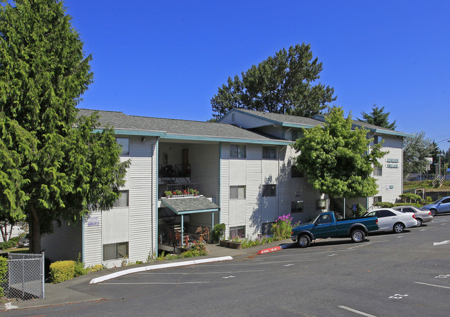 Beverly Village Apartments in Everett, WA - Building Photo - Building Photo