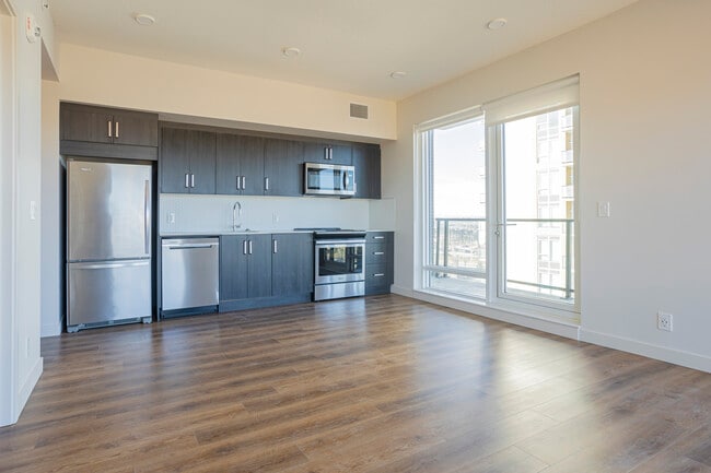 deVille at Quarry Park in Calgary, AB - Building Photo - Interior Photo