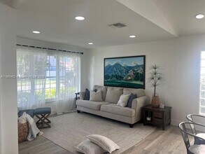 17888 SW 14th St in Pembroke Pines, FL - Building Photo - Building Photo