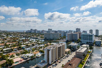 The Carlyle in Fort Lauderdale, FL - Foto de edificio - Building Photo