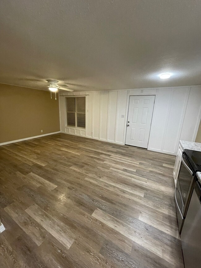 136 Kimberling City Ctr Ln, Unit 5 in Kimberling City, MO - Building Photo - Building Photo