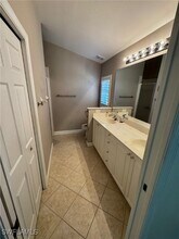 5939 Northridge Dr in Naples, FL - Building Photo - Building Photo