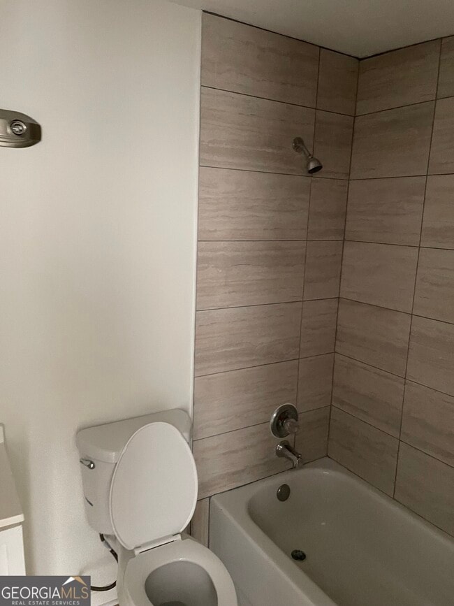property at 36 Sandalwood Cir