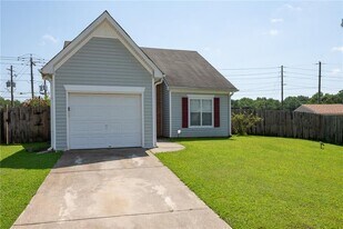 3690 Manor Ct SW in Atlanta, GA - Building Photo