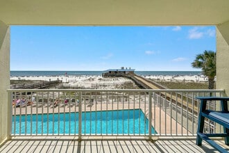 409 E Beach Blvd in Gulf Shores, AL - Building Photo - Building Photo