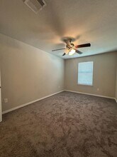 9110 Vondel Park in Converse, TX - Building Photo - Building Photo