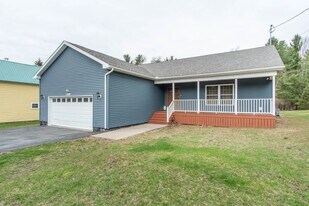 29573 Maple St in Black River, NY - Building Photo