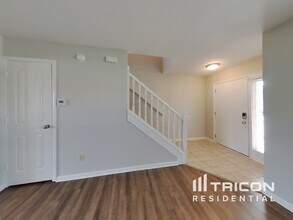 9710 Treyburn Green Way in Indianapolis, IN - Building Photo - Building Photo