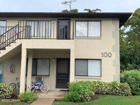 1601 Big Tree Rd in South Daytona, FL - Building Photo