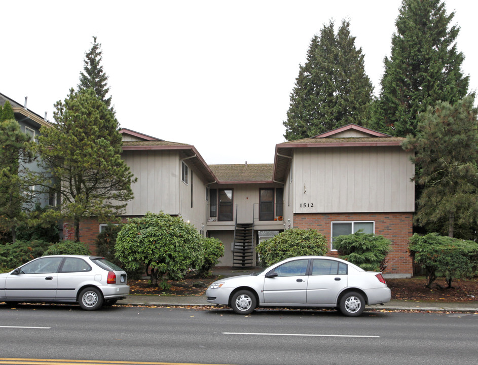 1512 SE Hawthorne Blvd in Portland, OR - Building Photo