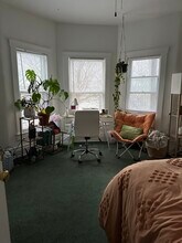 723 Lawrence St - Utilities Included in Ann Arbor, MI - Foto de edificio - Building Photo