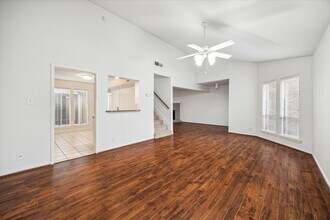 1864 S Gessner Rd in Houston, TX - Building Photo - Building Photo