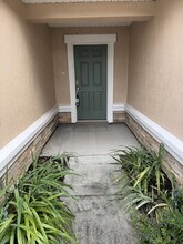 348 Auburn Oaks Rd E in Jacksonville, FL - Building Photo - Building Photo