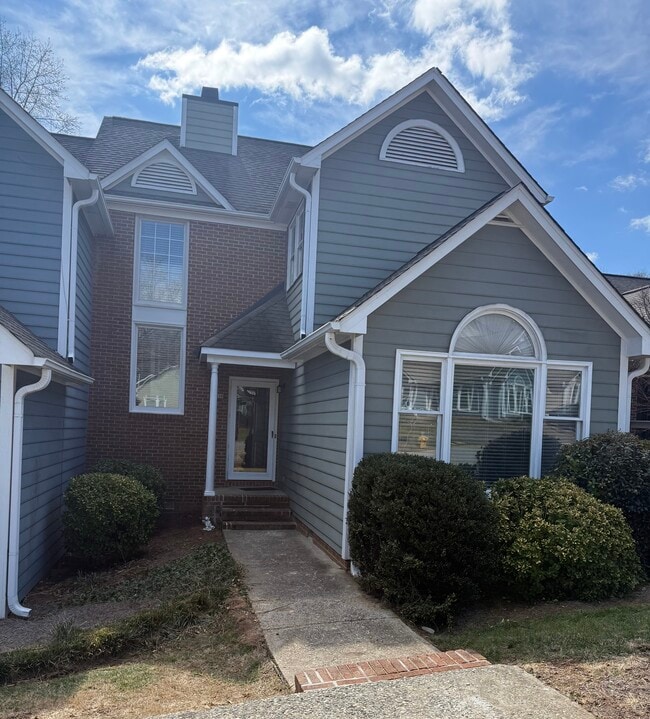 property at 2728 Sawgrass Ct