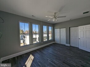 55 S 3rd St-Unit -3 in Oxford, PA - Foto de edificio - Building Photo