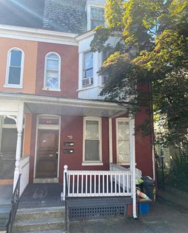 property at 650 W King St