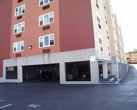 Harbor View Apartments in Lynn, MA - Foto de edificio - Other