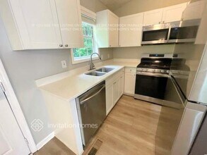 6375 Holborne Ln in Douglasville, GA - Building Photo - Building Photo
