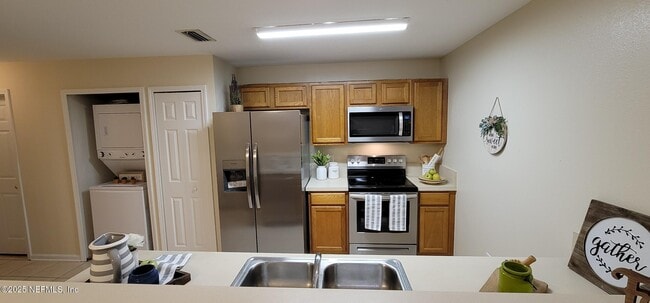 property at 6076 Maggies Cir