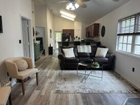 4911 SW 91st Ter, Unit B in Gainesville, FL - Building Photo