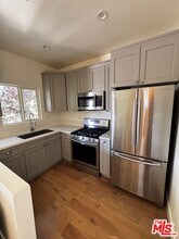 1548 Lemoyne St in Los Angeles, CA - Building Photo - Building Photo