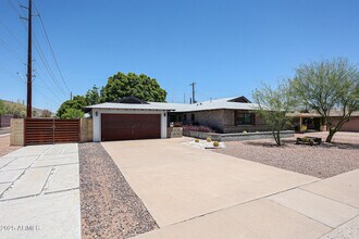 6402 E Cambridge Ave in Scottsdale, AZ - Building Photo - Building Photo