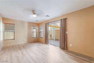 10751 S Holmfield St in Henderson, NV - Building Photo - Building Photo