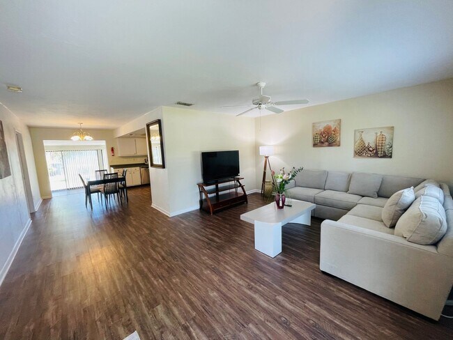 property at 17430 W Carnegie Cir
