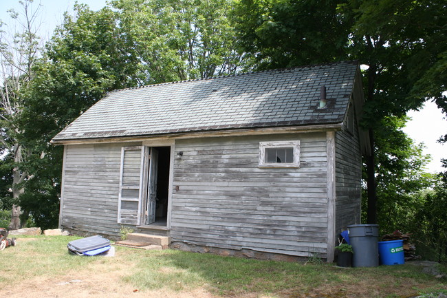 125 Mount Pleasant Ave in Gloucester, MA - Building Photo - Building Photo