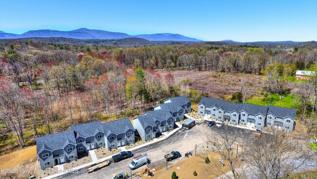 51 Levy Ct in Saugerties, NY - Building Photo - Building Photo