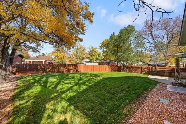 849 Emerson Cir in Northglenn, CO - Building Photo - Building Photo