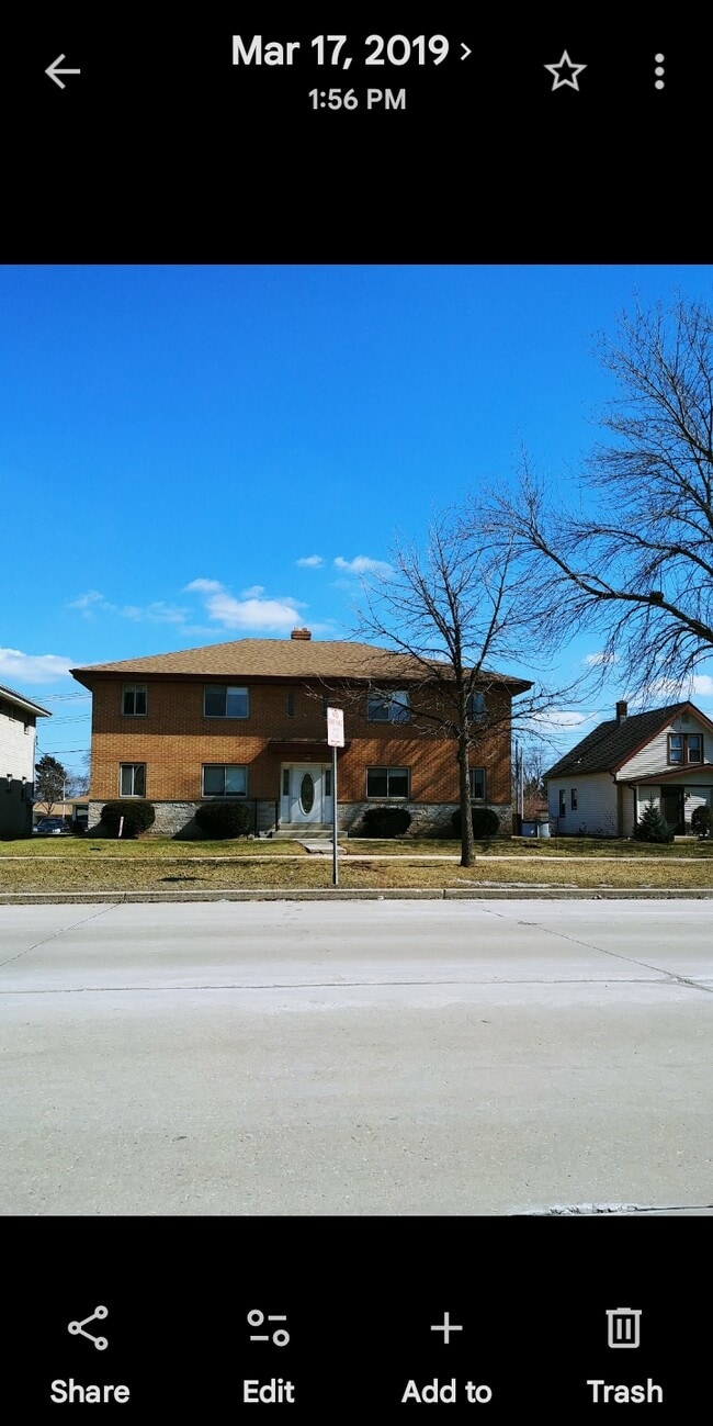 3414 S 92nd St, Unit 4/family upper