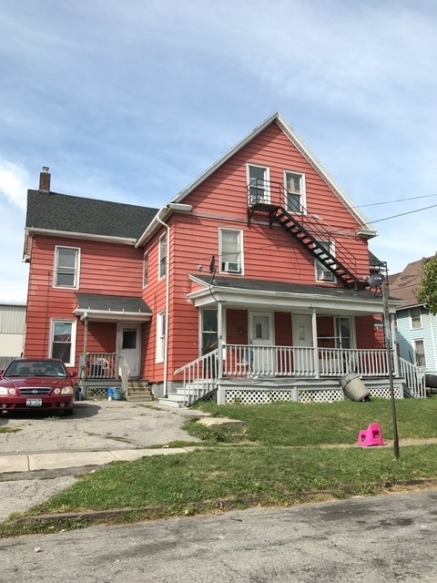 13 Mayberry St in Rochester, NY - Building Photo