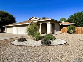 3206 N Richardson Ave in Roswell, NM - Building Photo