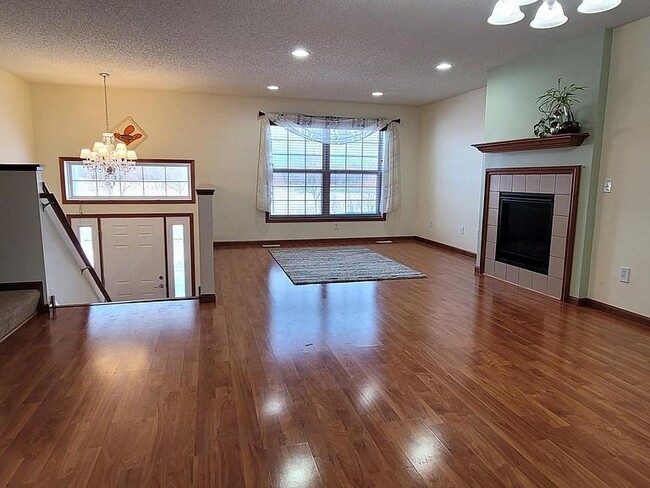15205 French Dr N in Hugo, MN - Building Photo - Building Photo