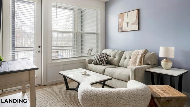 1200 Riverfront Dr, Unit 1222 in Little Rock, AR - Building Photo - Building Photo