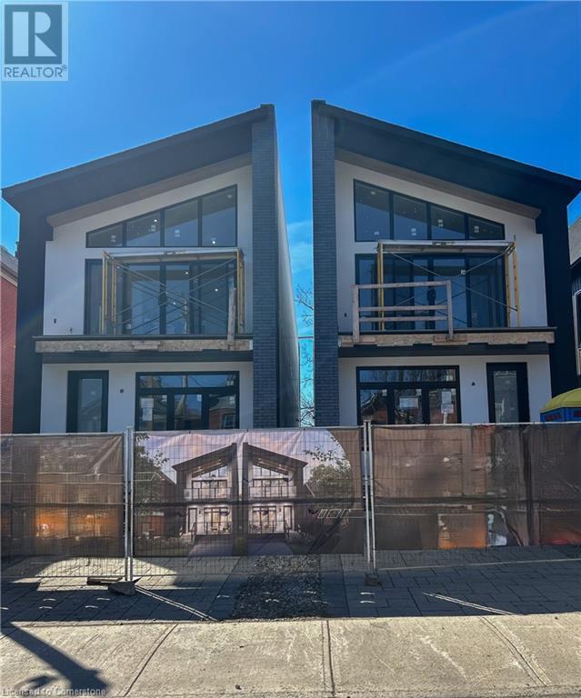 property at 79 Melbourne St