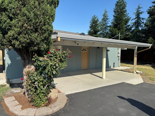 4075 Suisun Valley Rd in Fairfield, CA - Building Photo - Building Photo