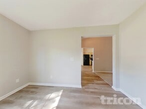 11329 Hartland Rd in Jacksonville, FL - Building Photo - Building Photo