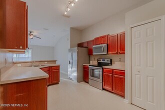 8038 Welbeck Ln in Jacksonville, FL - Building Photo - Building Photo