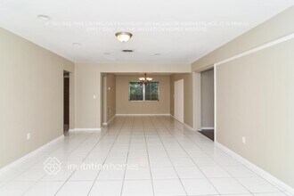 4501 Polk St in Hollywood, FL - Building Photo - Building Photo