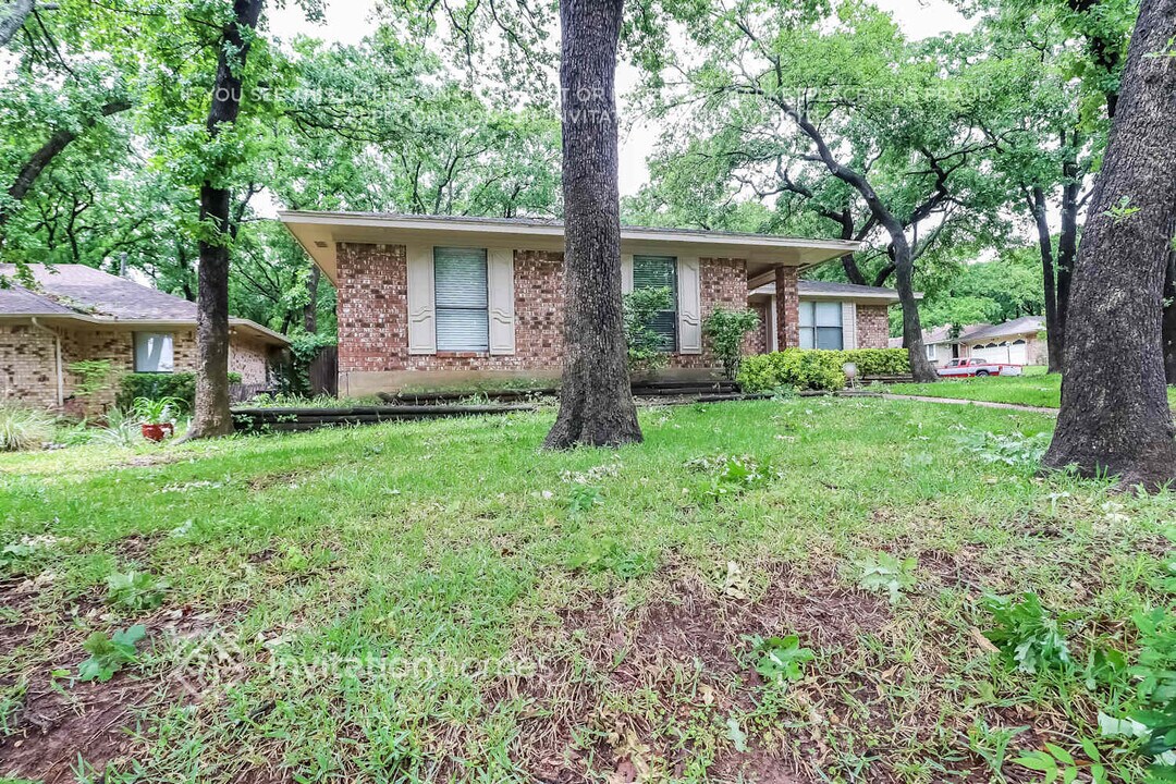 3803 Double Oak Ln in Irving, TX - Foto de edificio