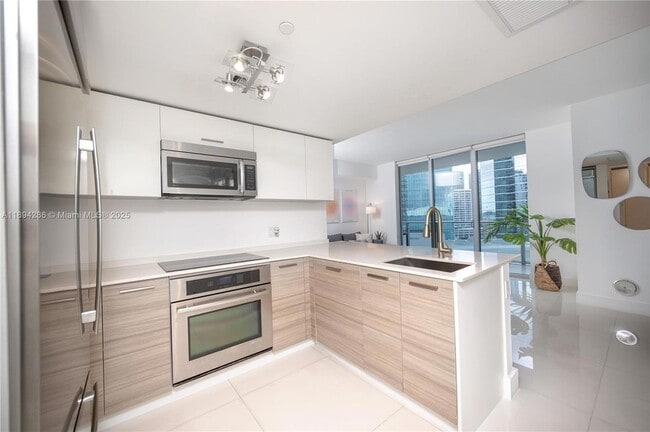 property at 1300 Brickell Bay Dr