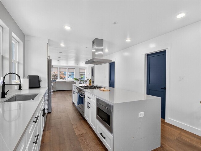 62 Governor Winthrop Rd in Somerville, MA - Building Photo - Building Photo