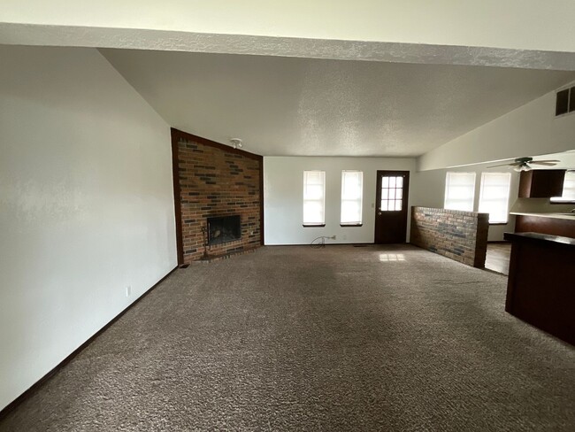 9620 Willow Wind Dr in Midwest City, OK - Building Photo - Building Photo