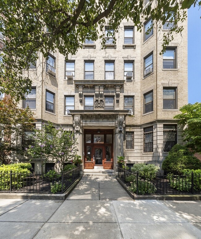 property at 11 Queensberry St
