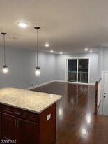 15 N 6th St in Newark, NJ - Building Photo